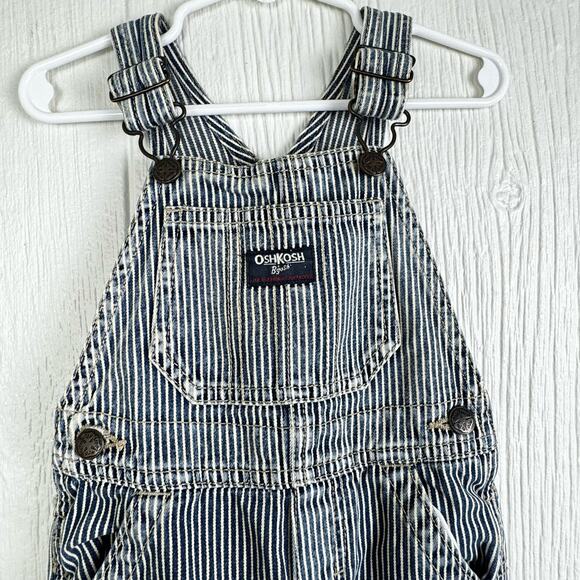 OshKosh B'Gosh Vestbak Overalls Railroad Train Conductor Overalls Size 18M - Picture 7 of 8